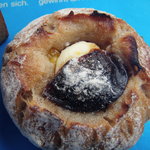 テトラ コンタ - いちじくとクリチのパン（正式名？）