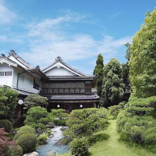 季節を「味わう」2つの庭園