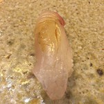 すし家 一柳 - スズキ