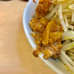 自家製ラーメン大者 - 豚骨魚介にも細切れチャーシューも入っています【料理】
