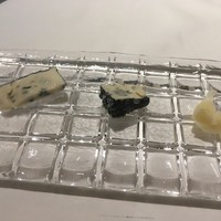 ウシマル - チーズ盛り合わせ