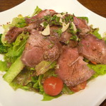 Mon-Pet-Cua - ローストビーフのサラダ