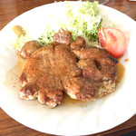 とわいらいと - 【2017年02月】ポークソテー@980円、提供時（他にライス&スープ有り）。