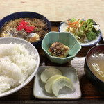 Fujimi - 牛肉の玉子とじ定食 700円 （日替り）