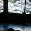 松の下屋
