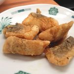 日高屋 - カレイ魚の唐揚げ
