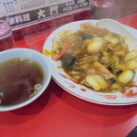 大門 - カレー中華丼690円