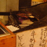 魚櫓魚櫓 - 仕上げ焼きは炭火でカリッとさせます。