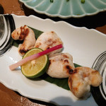 銀座 岩戸 - フグの白子焼き