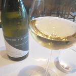 レストラン マノワ - マコン・ヴィラージュ　テヴネ・エ・フィス　ドメーヌ・ド・ラ・ボングラン2011　グラス　￥1296