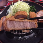 とんかつ川久 ドルフィンポート店 - 脂と肉の最高コンビ