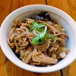 ShiNaChiKu亭（ミニチャーシュー飯）