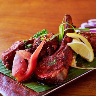 トムボーイ 106 モアイカフェ_1