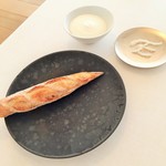 エスキス - パンとバター、塩