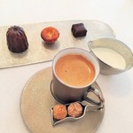 エスキス - コーヒーと小菓子