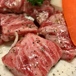 焼肉こぶた - 中落ちカルビ・塩