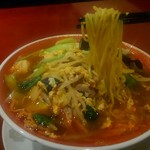 飛龍菜館 - 麺はこんな感じです。