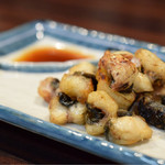 うなぎ 魚政 - 短冊の素焼き＠税込1,800円：浜名湖の天然うなぎを素焼きで。表面がカリッと。そして、フワッとした御身。苦味のある「うな肝塩」で食らうのが面白い。