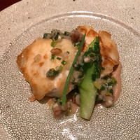 ロスタル - お魚料理のおすすめの白子のソテー 浅葱のオイルソースが香ばしく美味