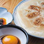 手作り餃子月美亭 - 秘伝の月美タレでたべる月美餃子