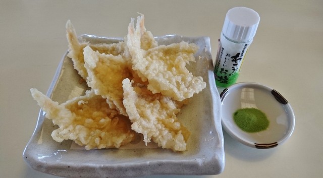 夏期限定 カレーせいろそば 大盛り ライス いとよりの天ぷら By 麺のすゝめ 花がき 東秋留 そば 食べログ