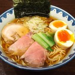 ガンコンヌードル - ガンコンラーメン(全部のせ) 950円