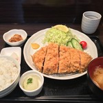 Tonkatsutenzan - 上ロースカツ定食（2017.02）