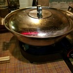 Asian Tao & Oyster Bar - パクチー鍋登場