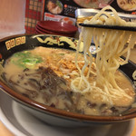 鹿児島ラーメン豚とろ - 鹿児島ラーメン豚とろ 天文館本店(鹿児島県鹿児島市山之口町)豚とろラーメン