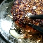 梅らん家 - ご覧下さい！この溢れ出す肉汁‼‼