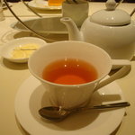 レ ロジェ エギュスキロール - 紅茶。