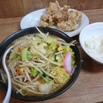 トナリ - 味噌タンカラ 990円＋ライス（小）60円