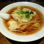 中華そば カリフォルニア - 女子わんたんそば　黒