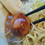 中華そば 七麺鳥 - 褐色の味玉