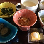 nihonryourisakuradaiichihoteruryougoku - 小鉢はビュフェ　ちゃんこも煮えてます