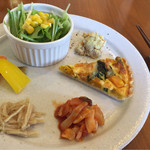 Gyarari Kafe Teo - ランチ・野菜のプレート