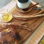 パーラー江古田 - たまに、胡麻のグリッシーニあるねんな❣️