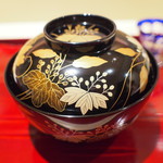 銀座 しのはら - 美しい椀です。姿が良い