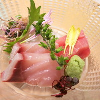 瓢嘻 赤坂店 - 造り3種盛合せ　鰤　鮪　烏賊