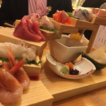 浪花ろばた 頂鯛 - 名物料理の階段盛りです（＾∇＾）