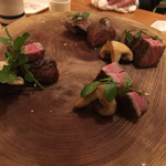 浪花ろばた 頂鯛 - 一口サイズのステーキですよー