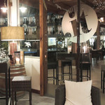 Golden Tulip Rome Airport - プールが見えるラウンジ〜♬