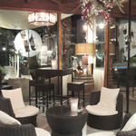 Golden Tulip Rome Airport - レストラン内のラウンジは