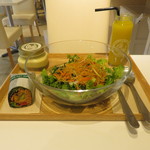 GINZA ローライフカフェ - Cセット：ジャー・サラダ＋ラップ・サラダ＋オプション2品(スープ、スムージー)2