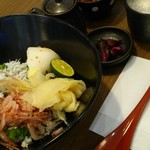 cafe KOMON 湖紋