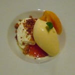 Ripaille - 柿とフレッシュチーズのムース