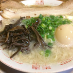 麺や　頂 - 豚骨ラーメン