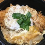 かつさと - 「ジャンボかつ丼」（税込854円）