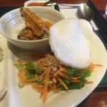 ラオパサ - 海南鶏飯ランチ(日替わりおかず)
