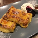 café ｐiñata - ピニャータ特製フレンチトースト